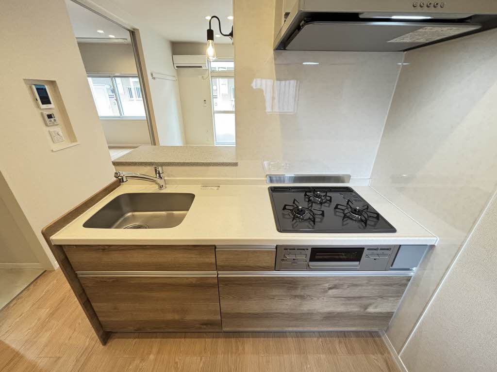 石上ヴィレッジ B 102号-6