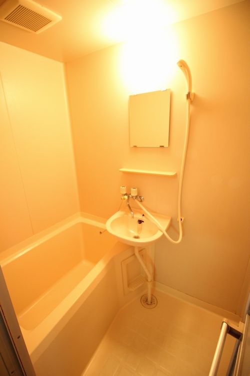 ジュネス立石 102号-8