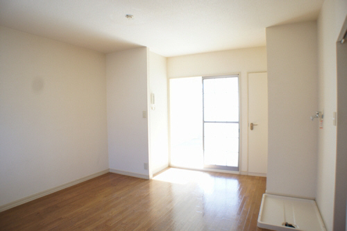 エスカルゴ鵠沼 202号-3