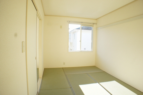 エスカルゴ鵠沼 202号-5