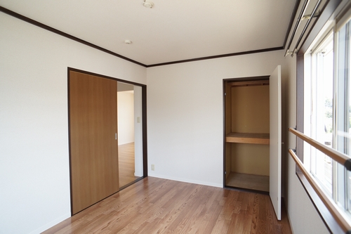 クローネ座間 202号-7