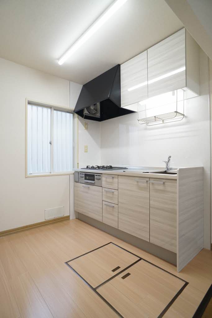 セピアコート 102号-3