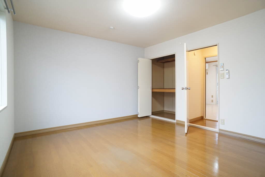 セピアコート 102号-8