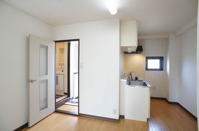 ヴェルディ白百合 A館 202号-9