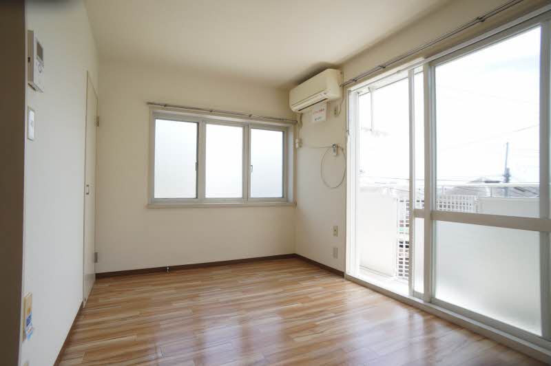 ミヤタ・アネックス 201号-2