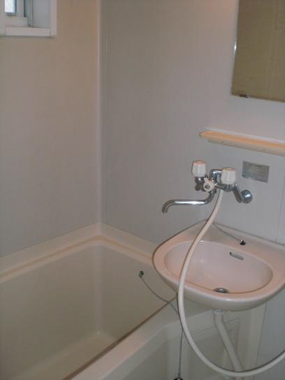 大倉山レジデンス 203号-7