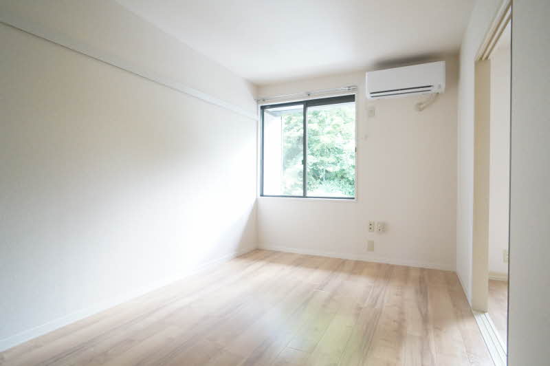 グリーンシティーハイム 202号-2