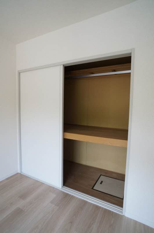 ロイテハウゼン　Ｄ 102号-6