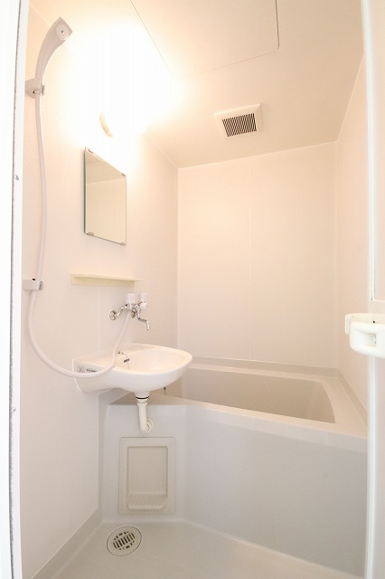 イーストコート 201号-6