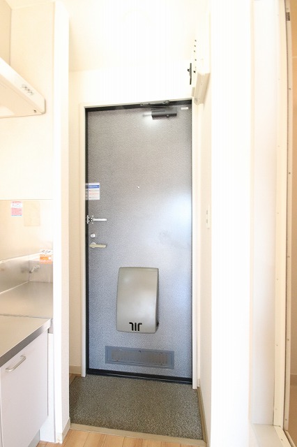 イーストコート 201号-10