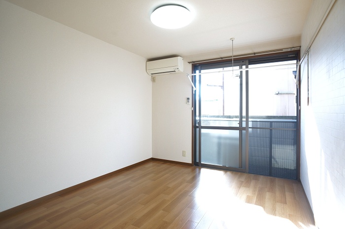 ラフィーネ鶴ヶ峰 102号-3