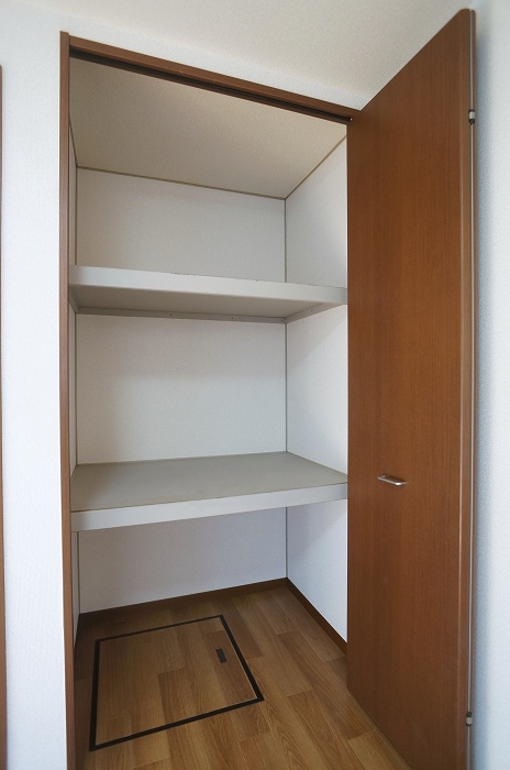 ラフィーネ鶴ヶ峰 102号-4