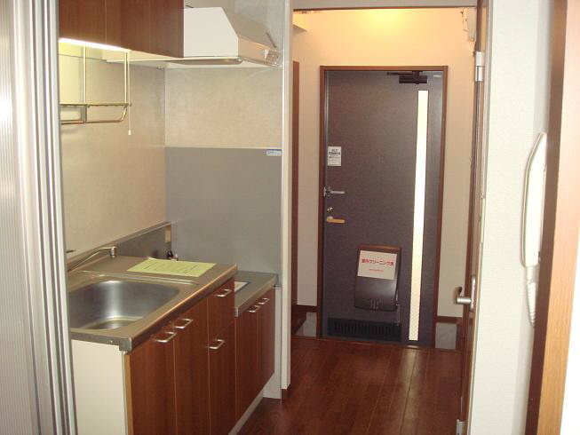 ラフィーネ鶴ヶ峰 103号-2