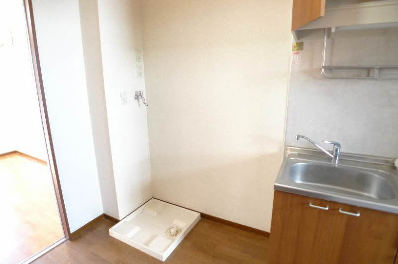 アネックス大津 101号-8