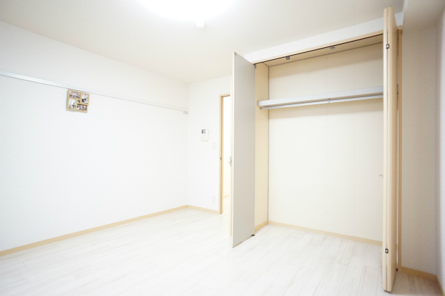 ＢＩＥＮＡ宮崎台 203号-8