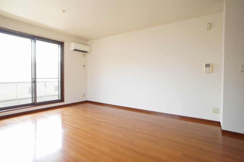 アルファタウン和泉町 A 201号-3