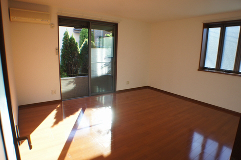 アルファタウン和泉町　Ｄ 101号-5