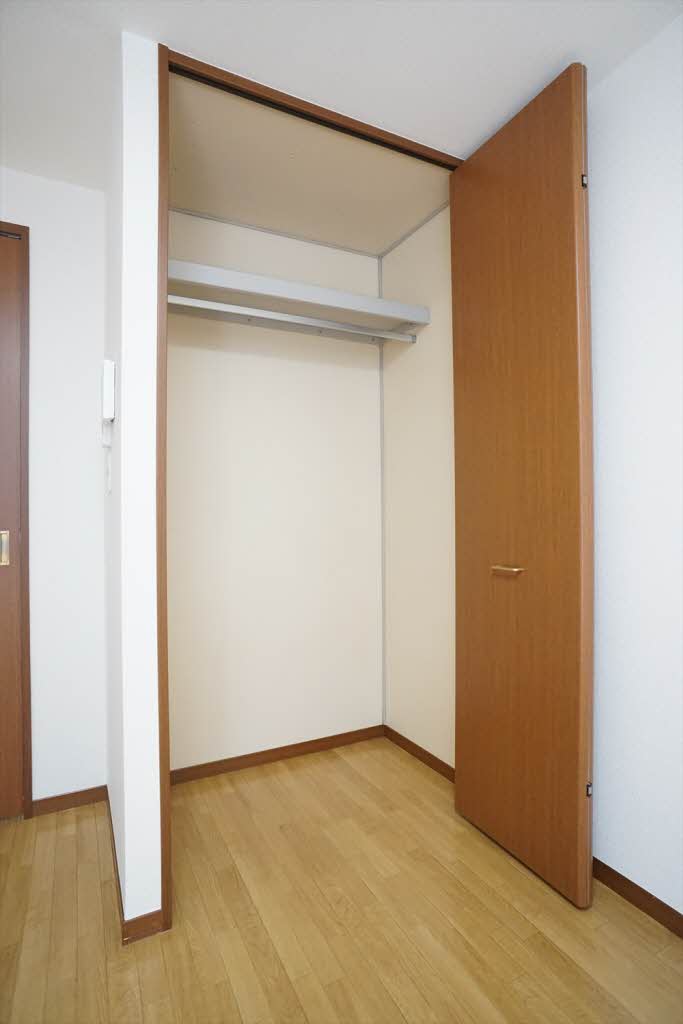 Ｆｉｇａｒｏ　Ｈａｕｓ 103号-3