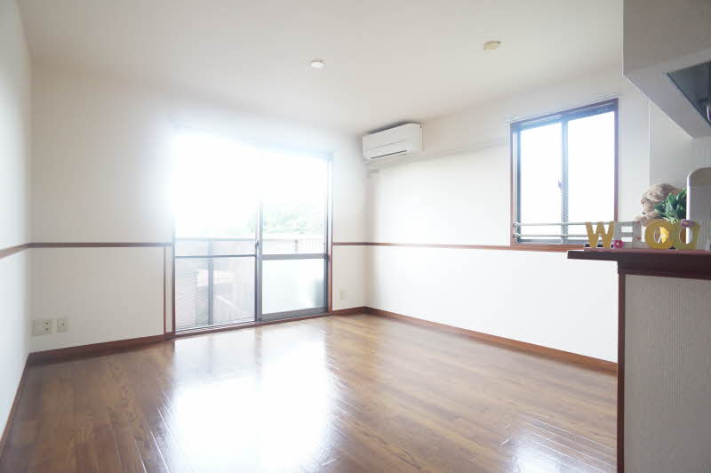 フォーレス上川井 202号-2