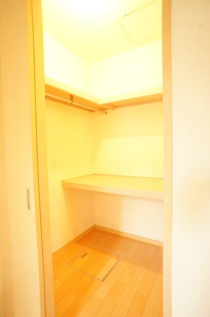 パークアベニュー A 105号-5