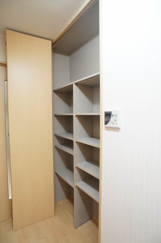 Ｓｏｌｅｉｌ　ＨＯＲＡＩ 102号-11