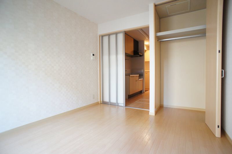 フォンテーヌ大倉山 103号-2