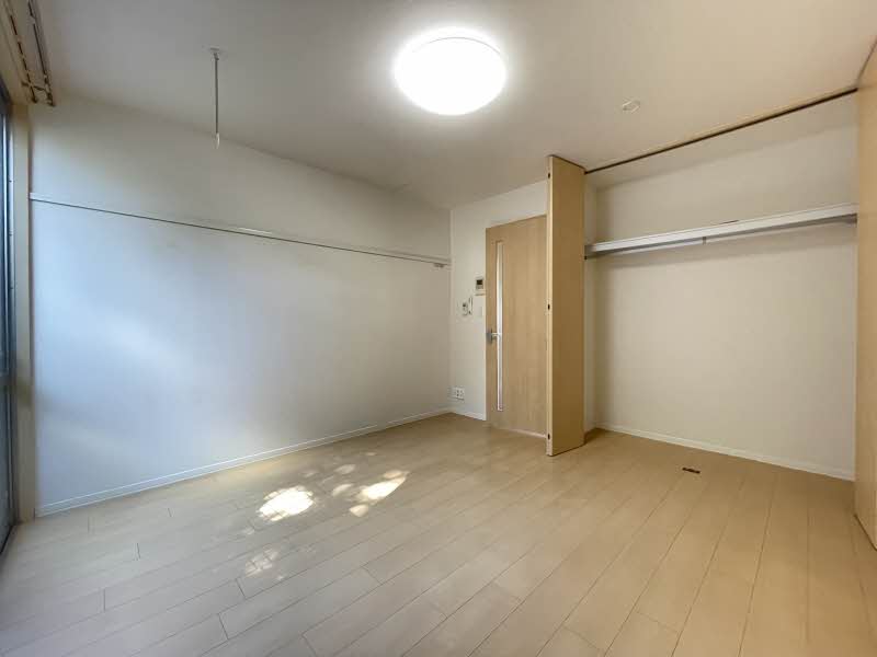 ＫＬＡＳＳＥ　Ｂ 102号-5