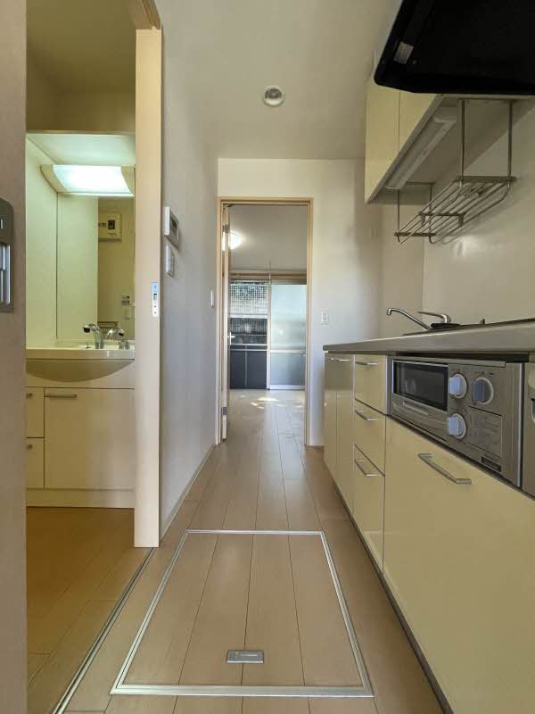 ＫＬＡＳＳＥ　Ｂ 102号-11