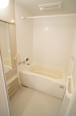 メゾンポンユー 202号-8