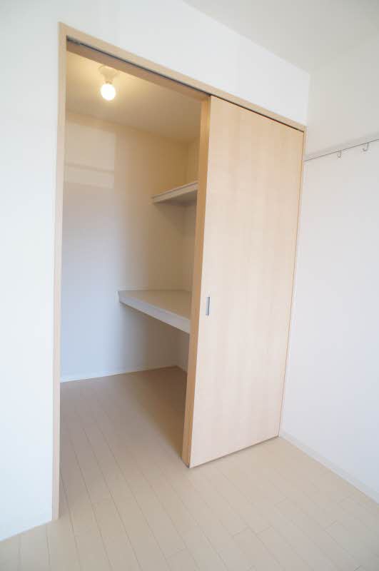 フォンターナ 202号-5