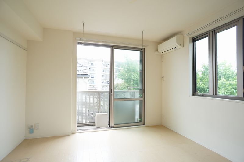 フレシール菊名 206号-2