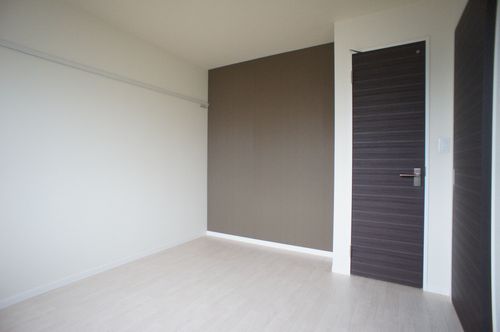 ソレイユ弐番館 102号-5