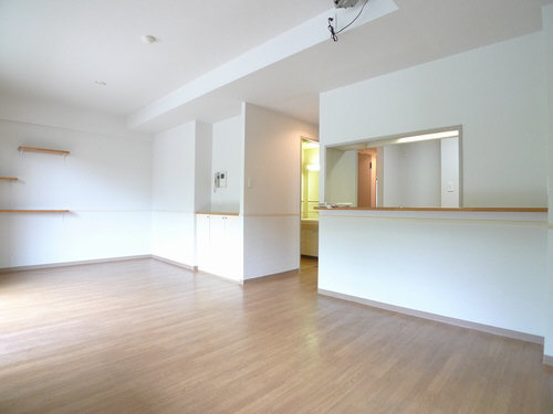 ウエストヴァレィー壱番館 303号-3