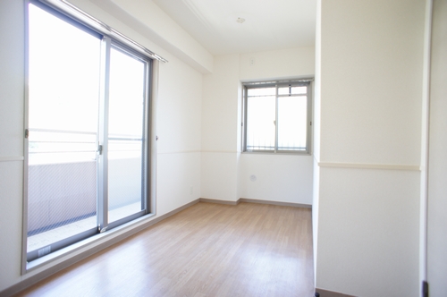 ウエストヴァレィー壱番館 601号-6