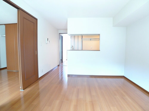 Ｍａｉｓｏｎ　ｄｅ　Ｇｌｙｃｉｎｅ 202号-2