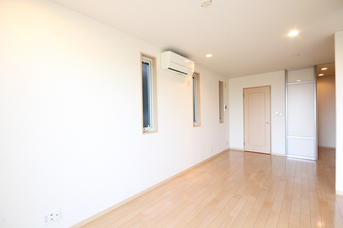 ヴィラージュ根岸旭台 105号-2