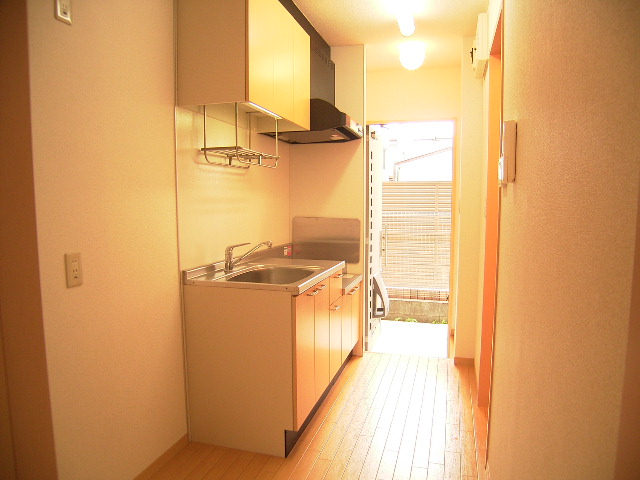 ルミエール弘明寺 101号-5