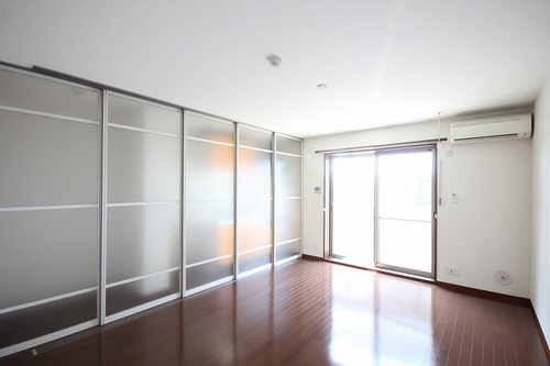 シャーメゾン本牧 103号-3