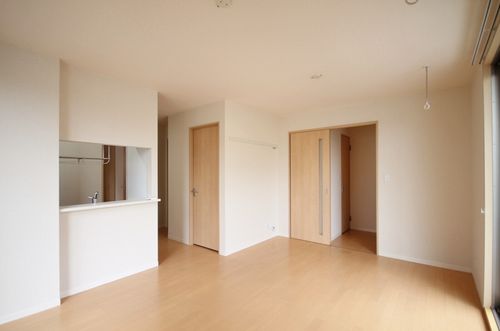 ヴィラーチェ港南台 101号-1