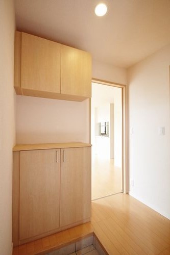 ヴィラーチェ港南台 101号-9