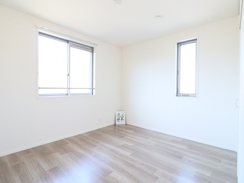 シャーメゾン一色海岸 201号-6