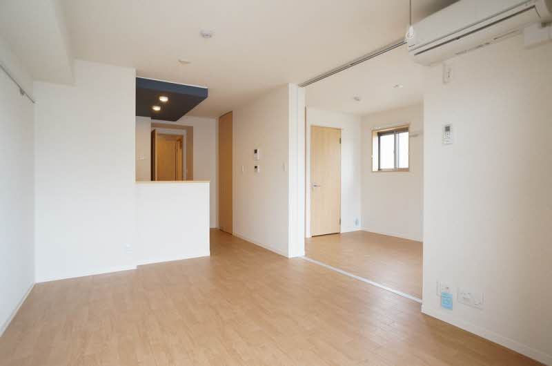 ヒルヴィラージュ 201号-3