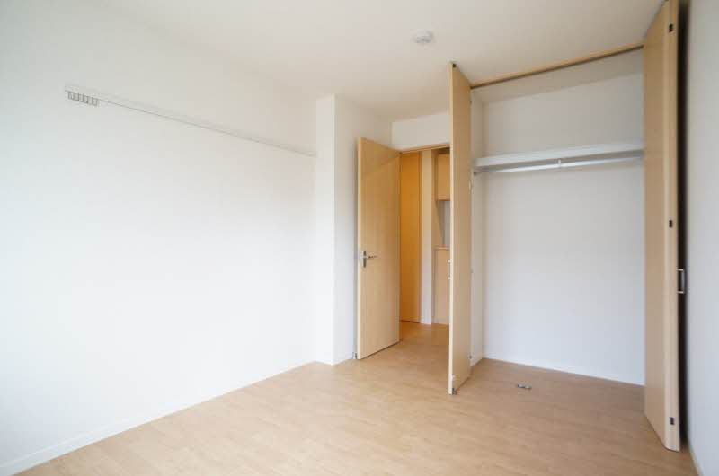 ヒルヴィラージュ 201号-5