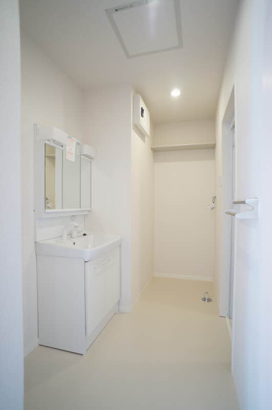 シャーメゾン彩 201号-8