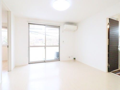 シャーメゾンアビヨン 202号-4