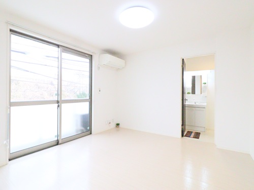 シャーメゾンアビヨン 202号-5