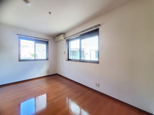 コンフタブル 101号-4