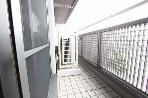 コンフタブル 302号-10