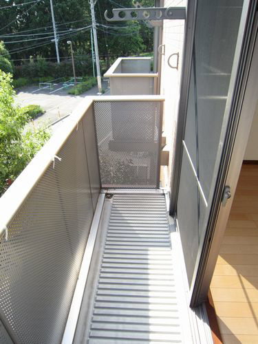 メゾンフォンテーヌ 202号-10