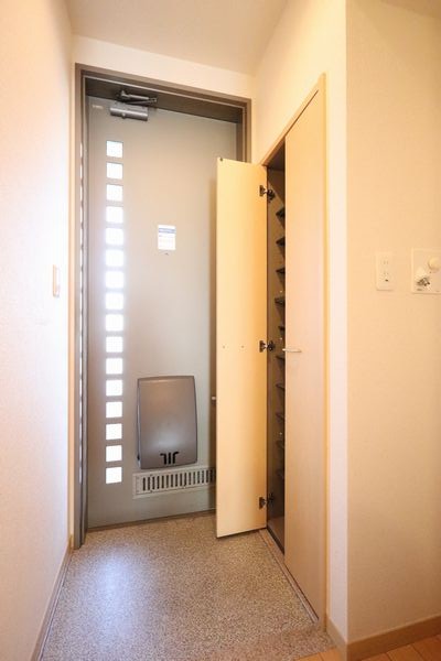 ＲＡＫＵＴＥＮ 203号-11
